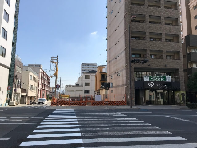 シーンズ上本町