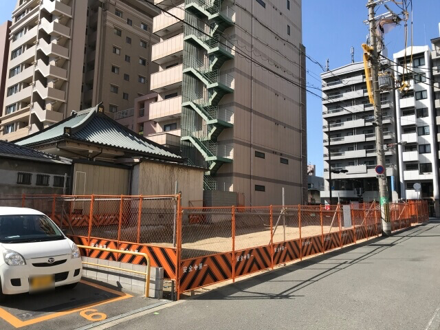 シーンズ上本町